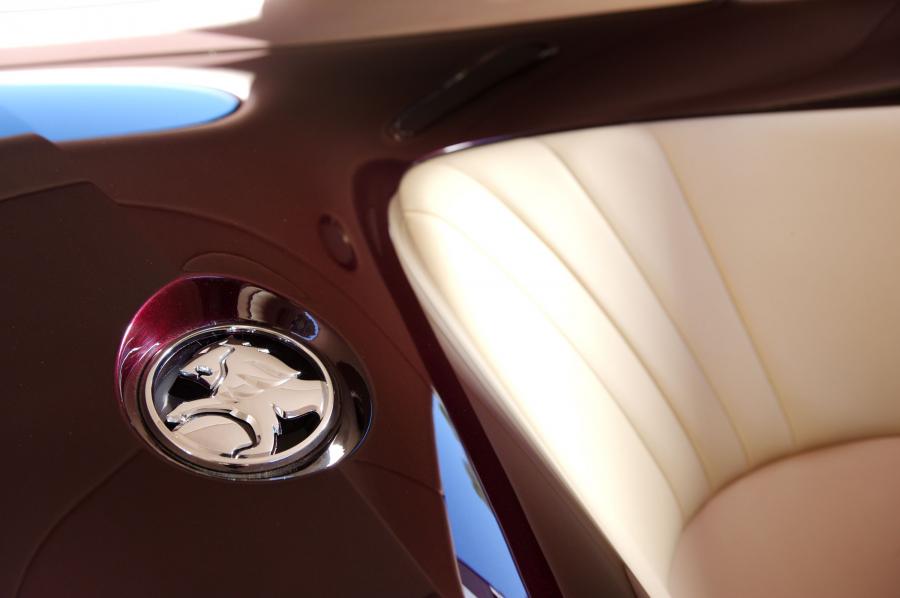  Holden Efijy Concept 2005 года  (фото 11 из 199)